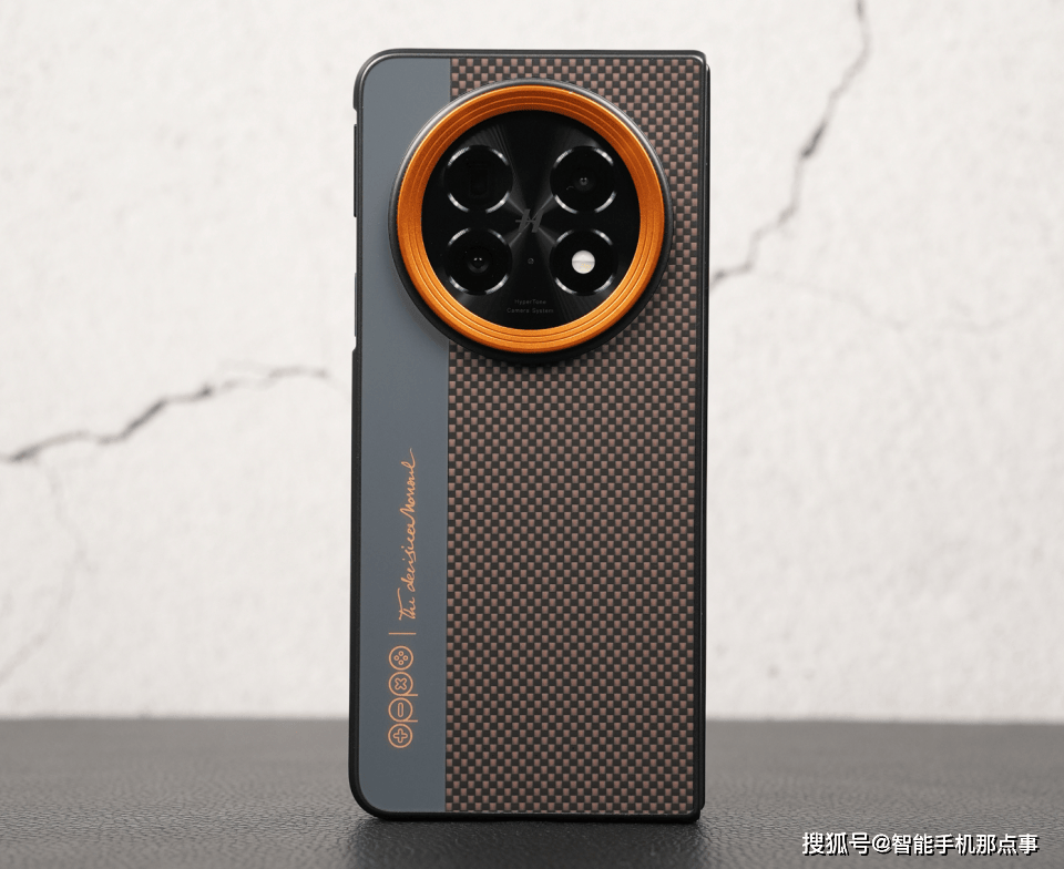 次被确认：经纬黑配色+磁吸生态已加速量产中！九游会·j9网站OPPO Find N6再(图4)